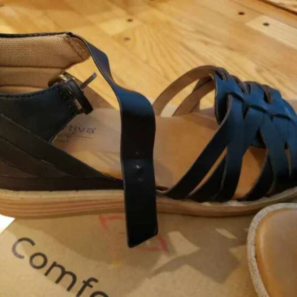 Comfortiva Black Women's Sandals - Picture 2 of 4